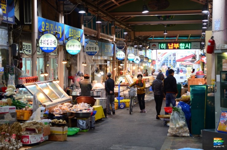 김천의 평화시장에서 맛본 따뜻한 돼지국밥 한사발 : 네이버 블로그